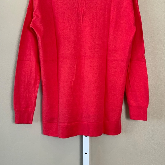 GAP Luxelight Perfect V-neck Sweater - Picture 14 of 16